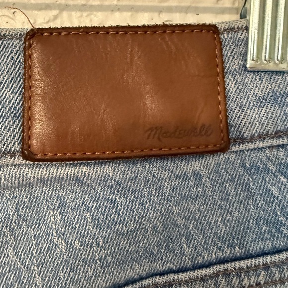 Madewell Blue Ankle Jeans - Picture 3 of 6